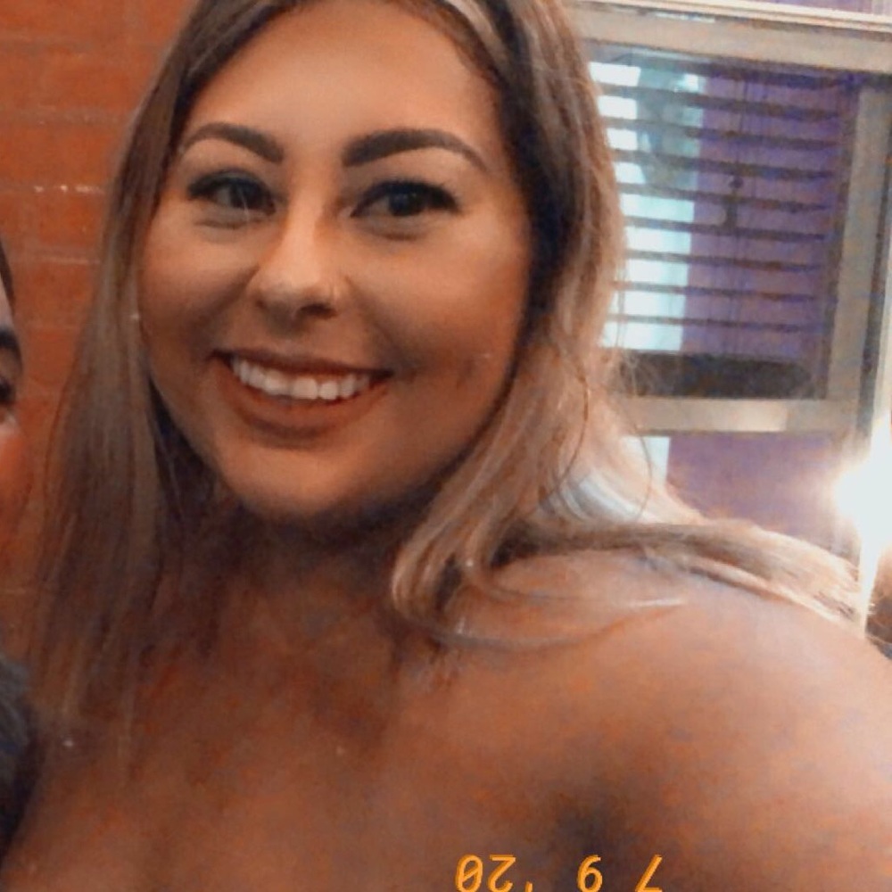 Meet your Posher, Jasmin